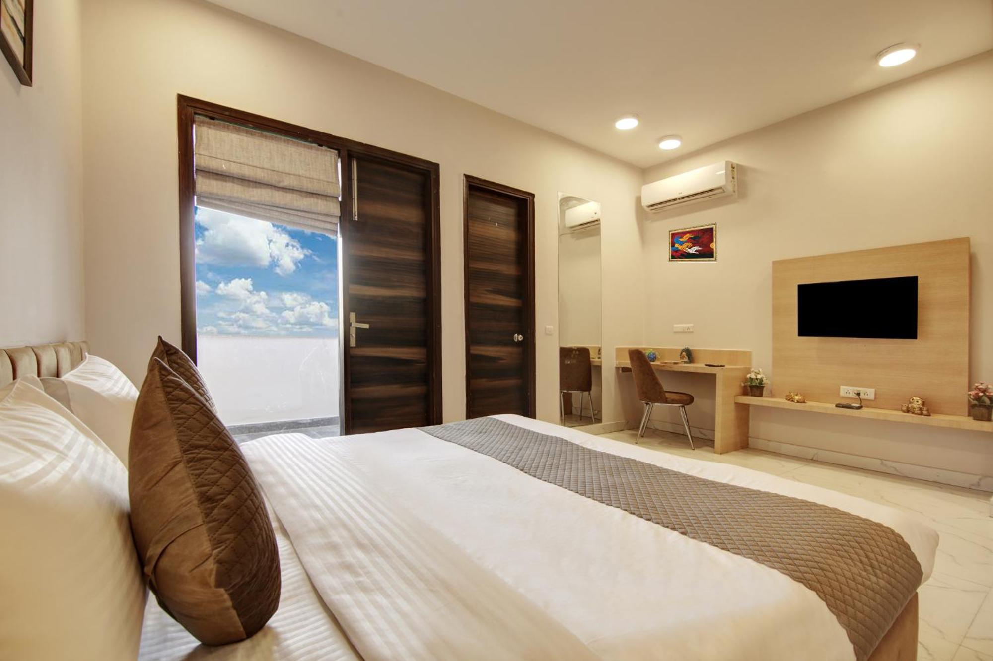 Limewood Stay - Fortis Hospital Gurgaon Exteriör bild