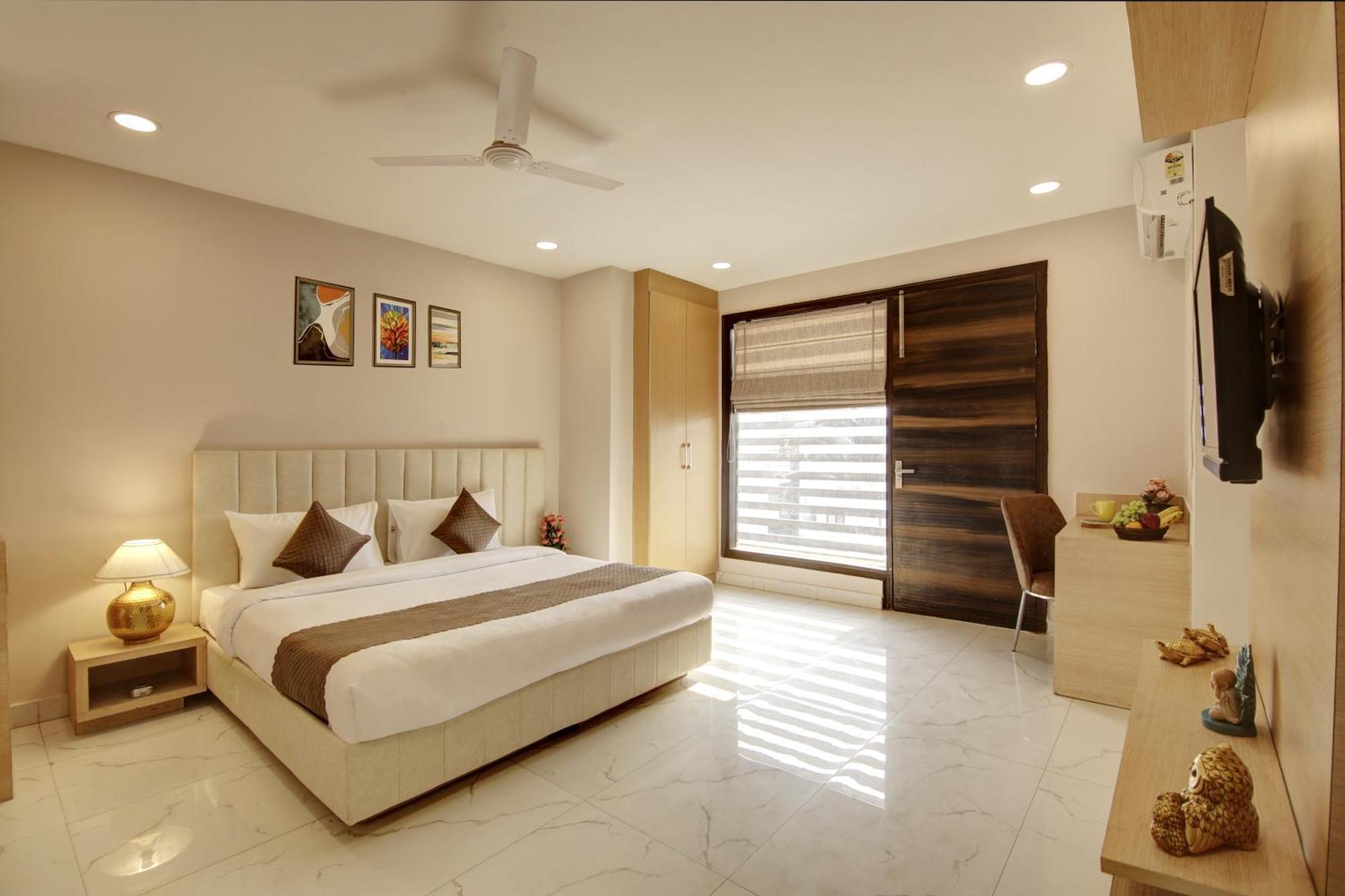 Limewood Stay - Fortis Hospital Gurgaon Exteriör bild