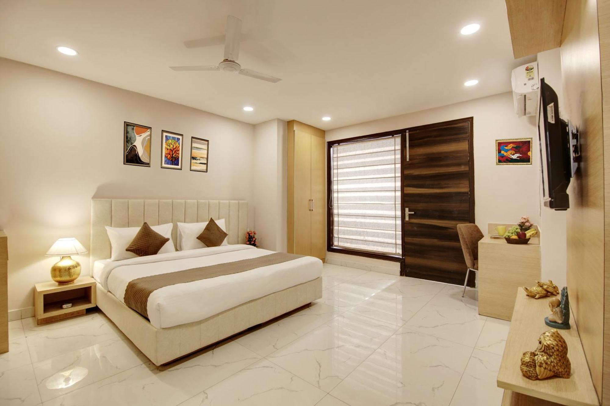Limewood Stay - Fortis Hospital Gurgaon Exteriör bild