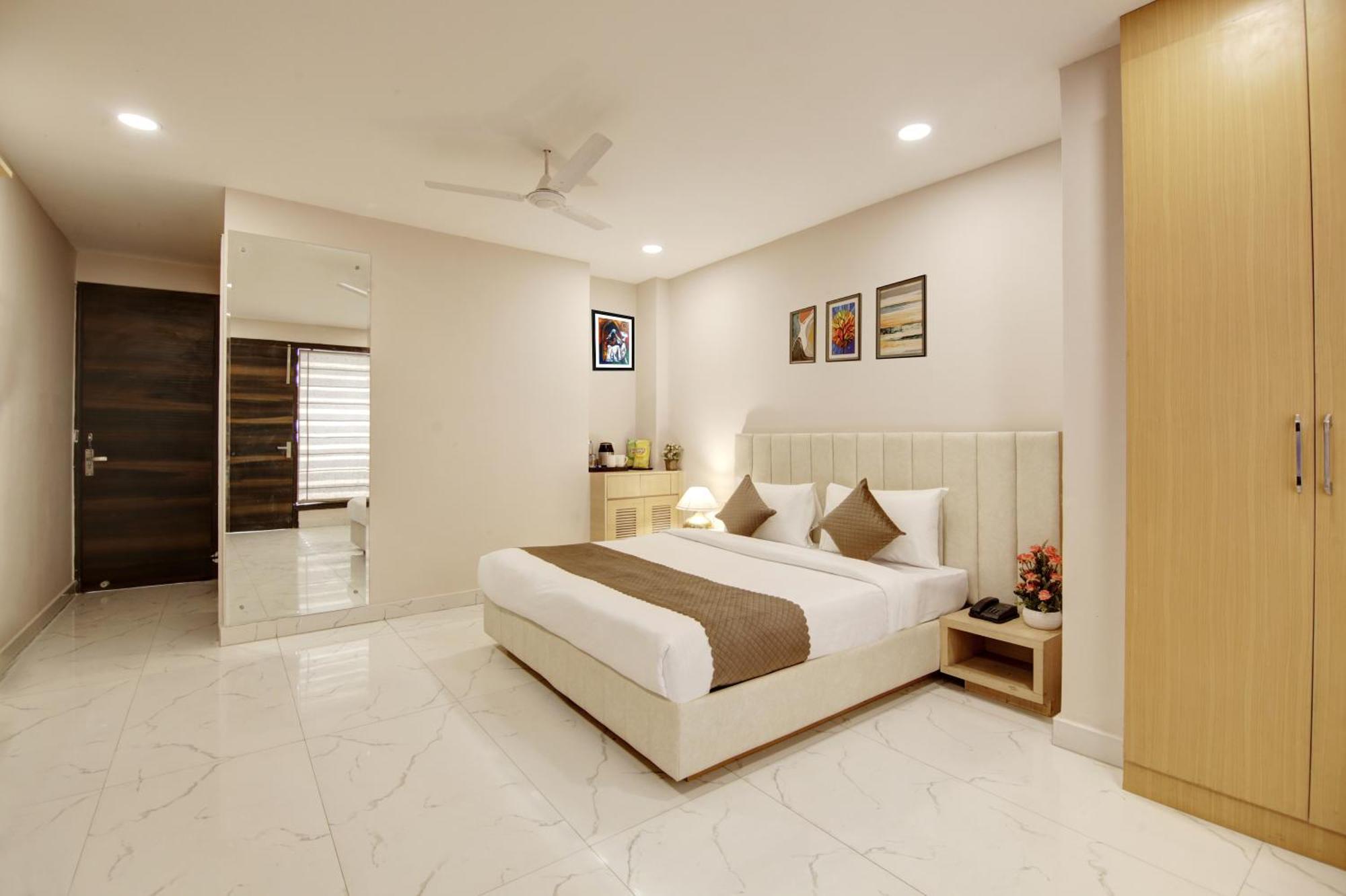 Limewood Stay - Fortis Hospital Gurgaon Exteriör bild