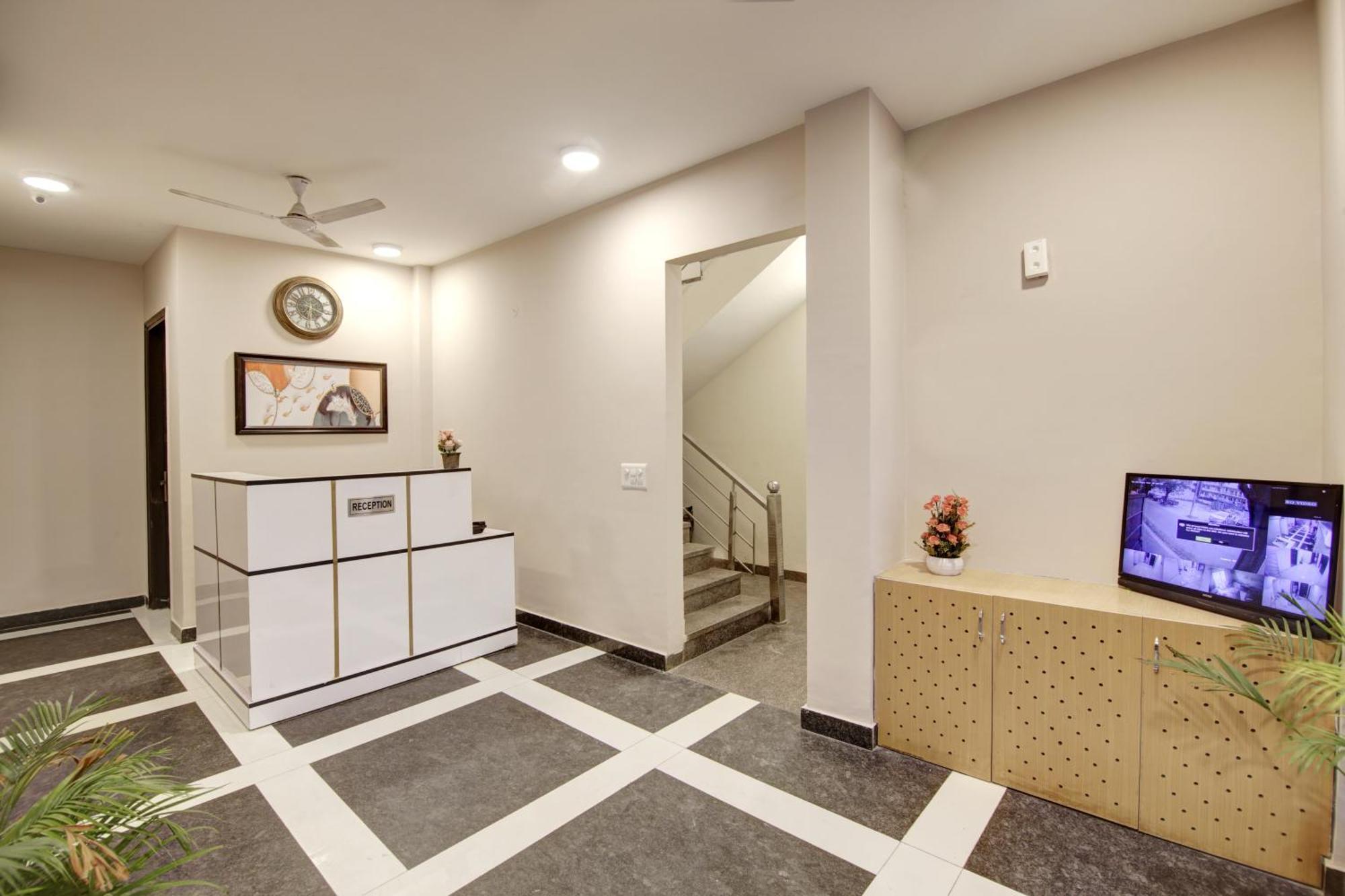 Limewood Stay - Fortis Hospital Gurgaon Exteriör bild