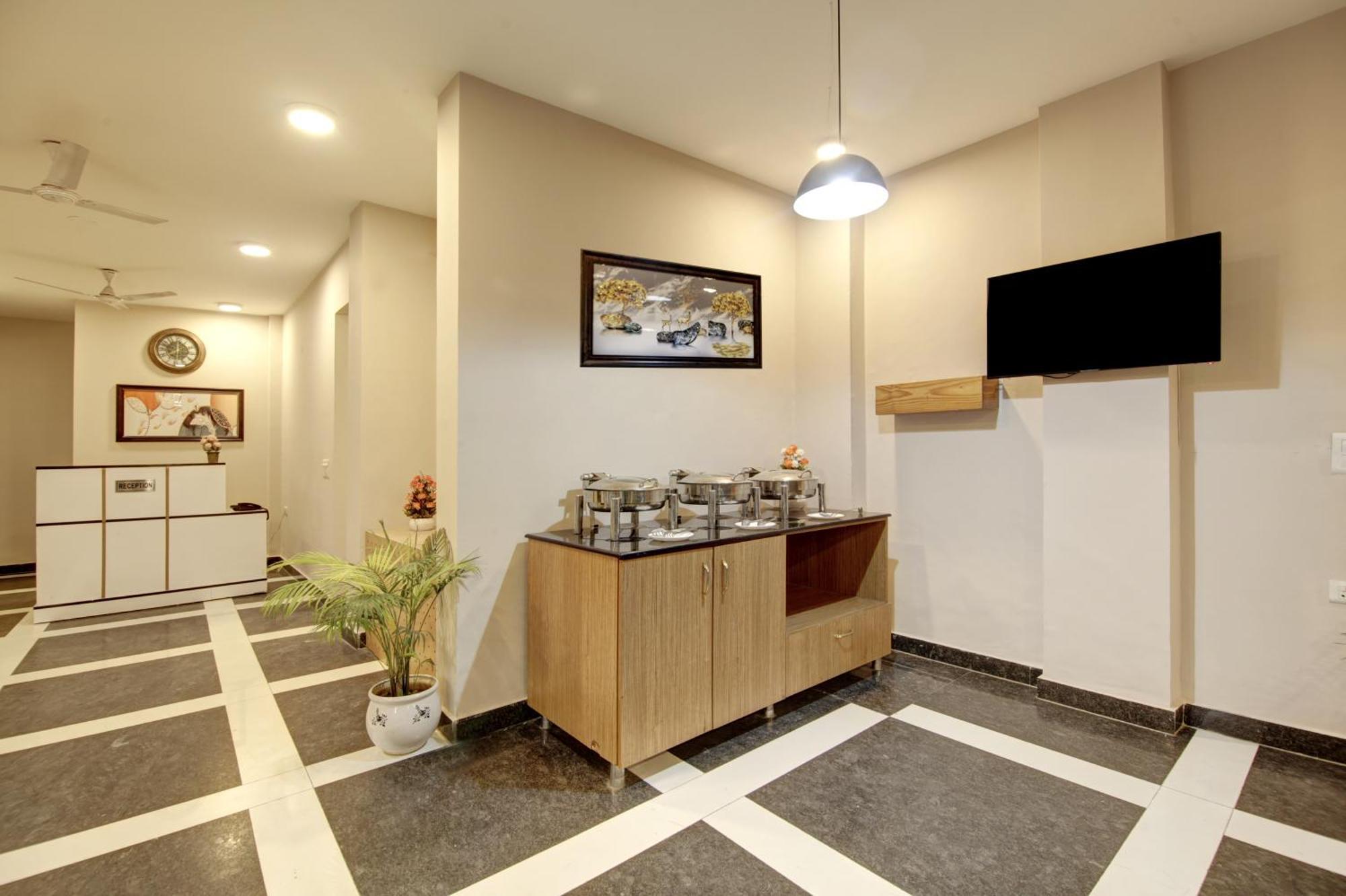 Limewood Stay - Fortis Hospital Gurgaon Exteriör bild