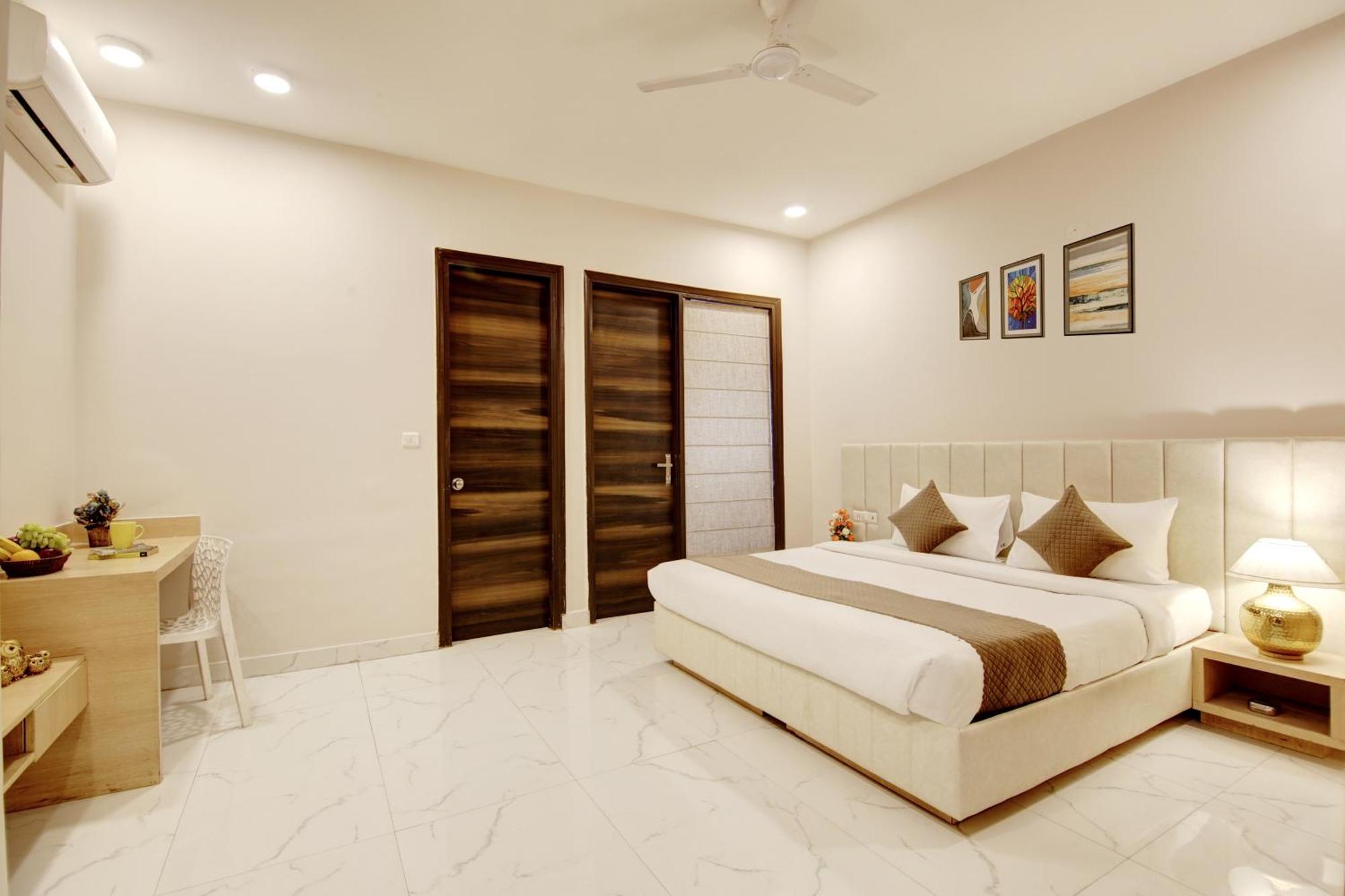 Limewood Stay - Fortis Hospital Gurgaon Exteriör bild